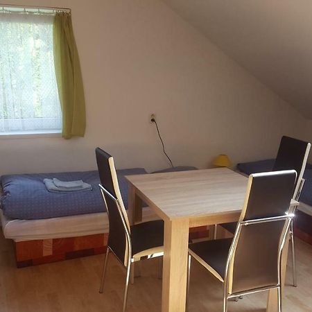 Ubytovanie Adka Hotell Levoča Exteriör bild