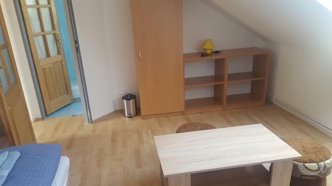Ubytovanie Adka Hotell Levoča Exteriör bild